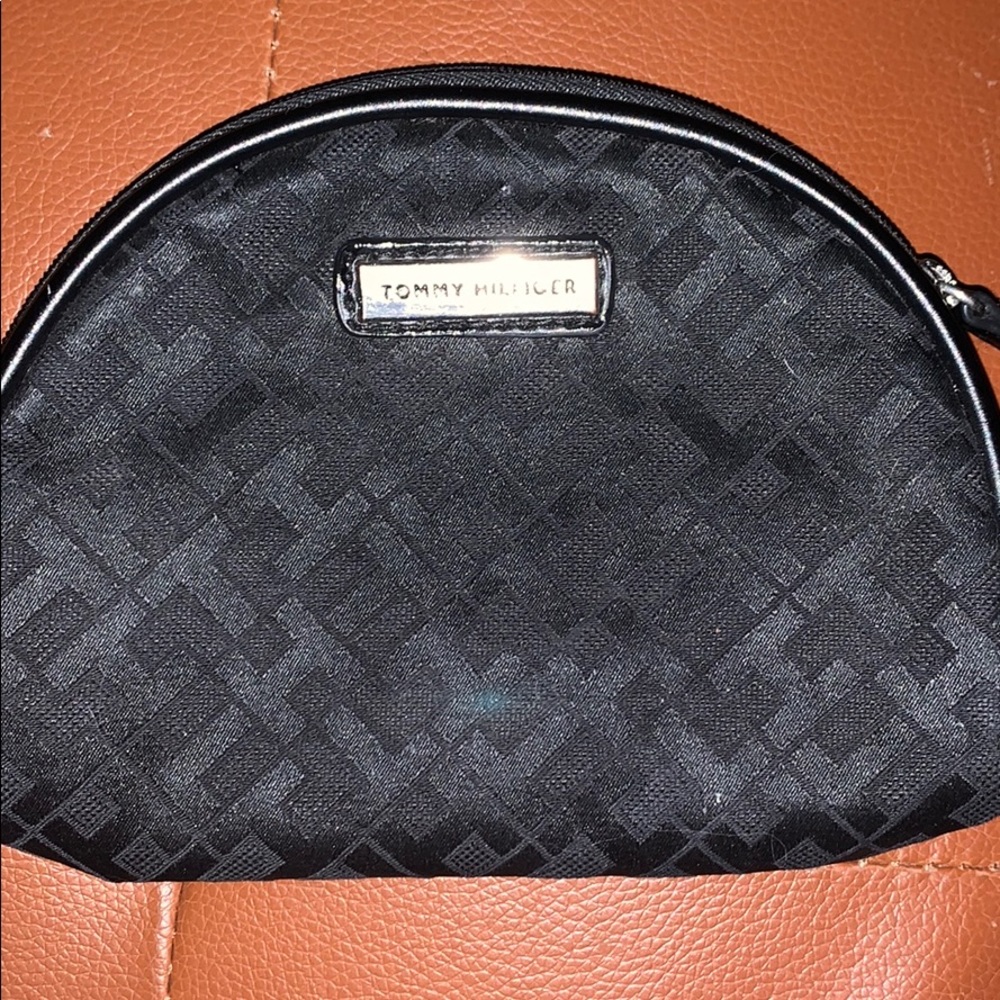 Tommy Hilfiger coin purse